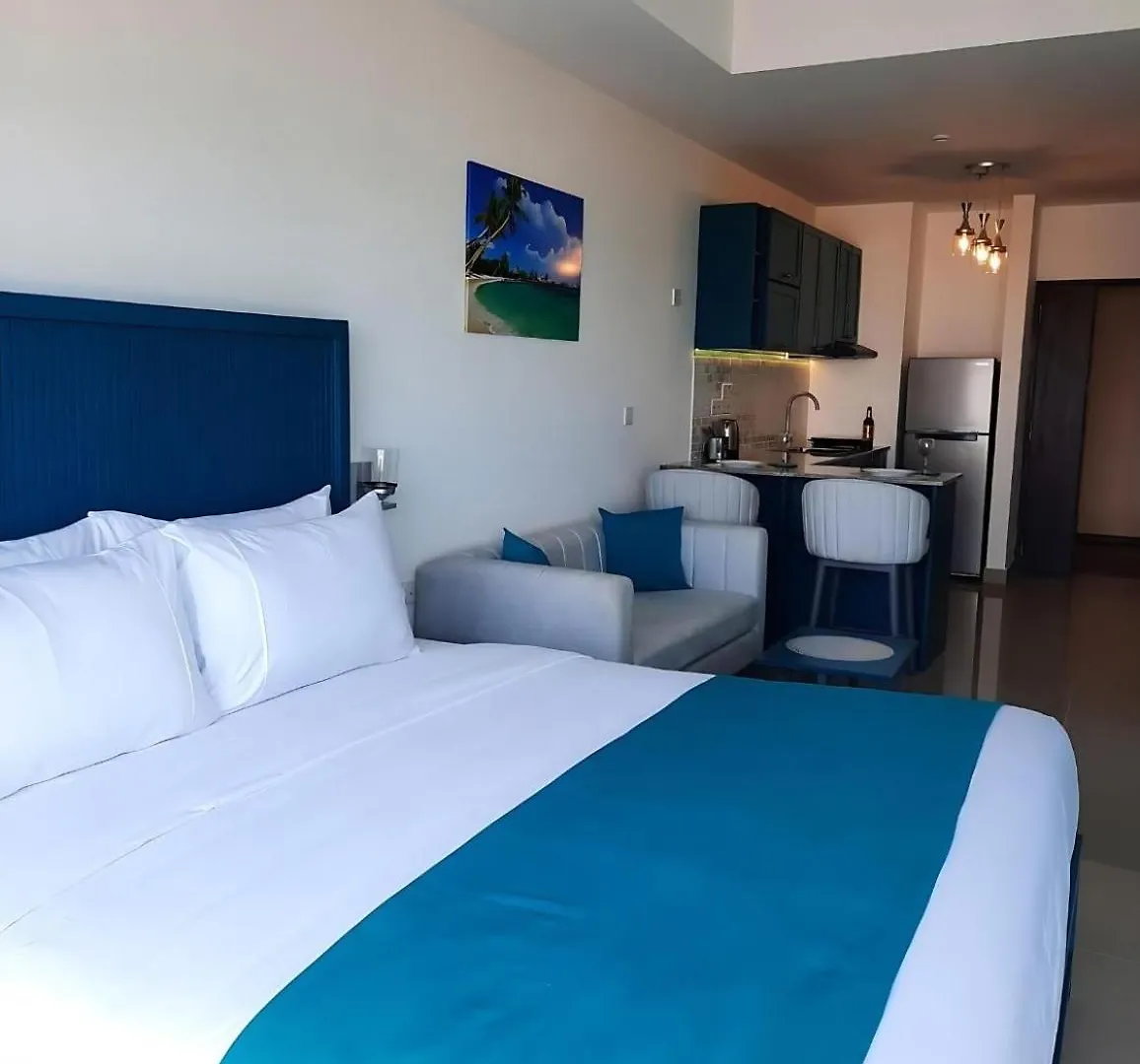 Negombo Ocean Breeze - Bliss On The Beach Luxury Apartments By Serendib Vacation