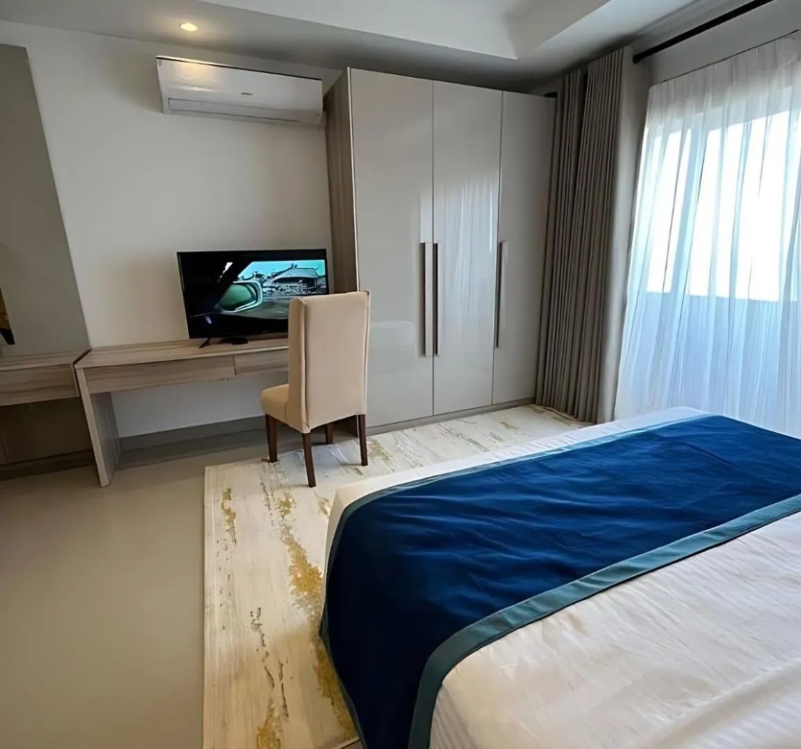 Negombo Ocean Breeze - Bliss On The Beach Luxury Apartments By Serendib Vacation