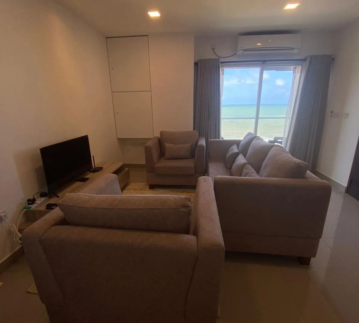 Negombo Ocean Breeze - Bliss On The Beach Luxury Apartments By Serendib Vacation