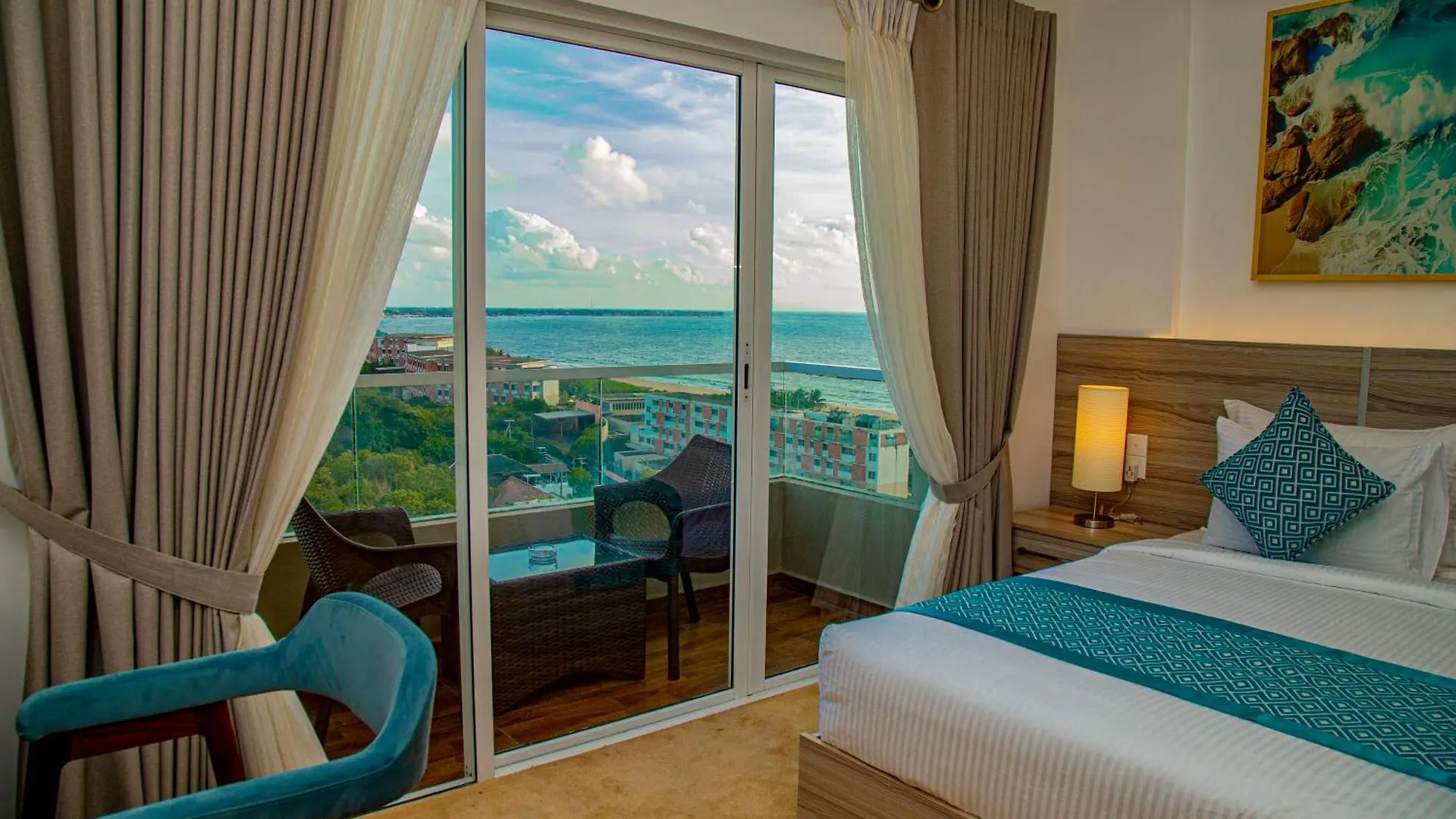 Negombo Ocean Breeze - Bliss On The Beach Luxury Apartments By Serendib Vacation
