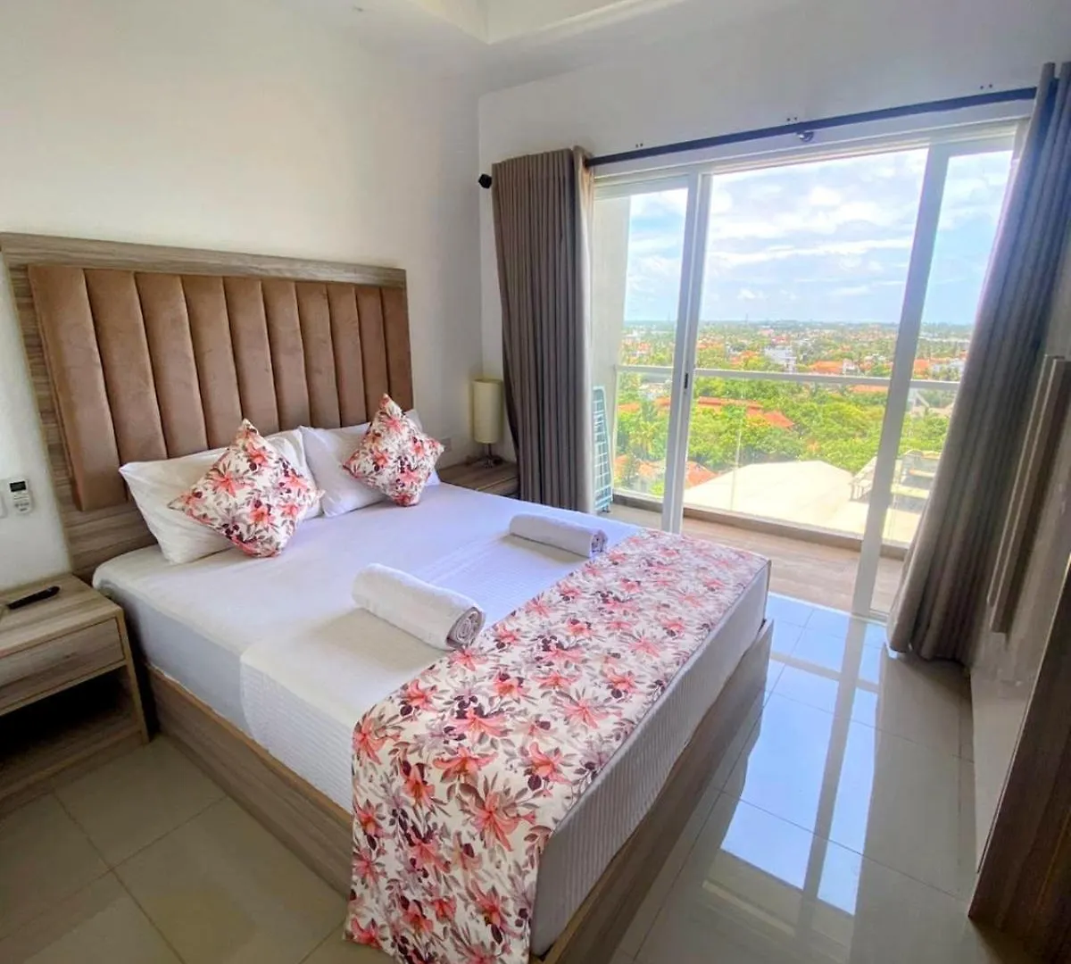 Negombo Ocean Breeze - Bliss On The Beach Luxury Apartments By Serendib Vacation 0*,